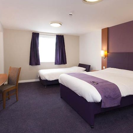Premier Inn Glenrothes Bagian luar foto